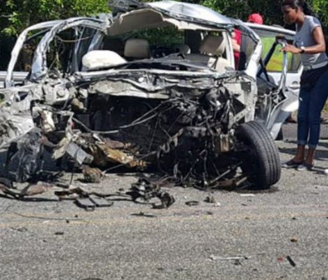 Adolescente muere y otro joven resulta herido en accidente de tránsito en Dajabón